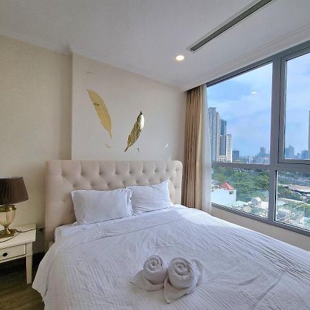 Enay Apartment - Vinhomes Central Park - Landmark Ho Chi Minh City Exterior photo